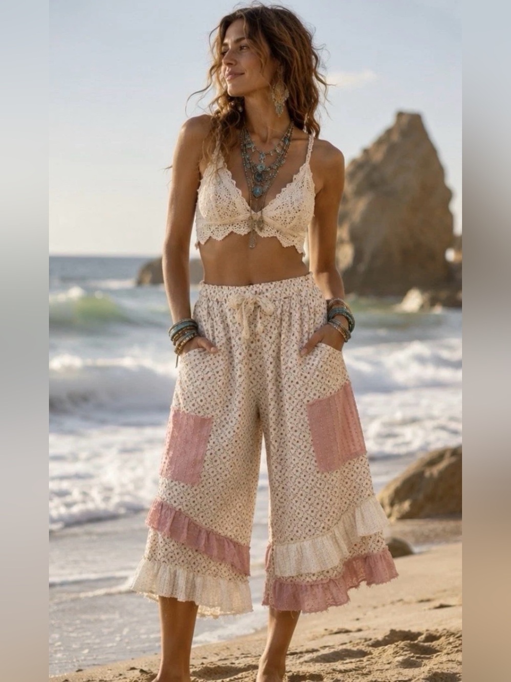 H014 New POL L 17-21 Cream Culotte Pants with Pink Patch Pockets - Picture 1 of 13
